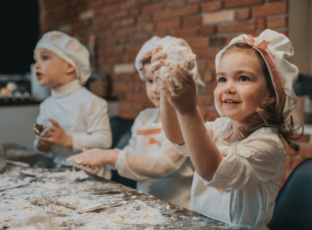 Little Chefs Make Pizza!